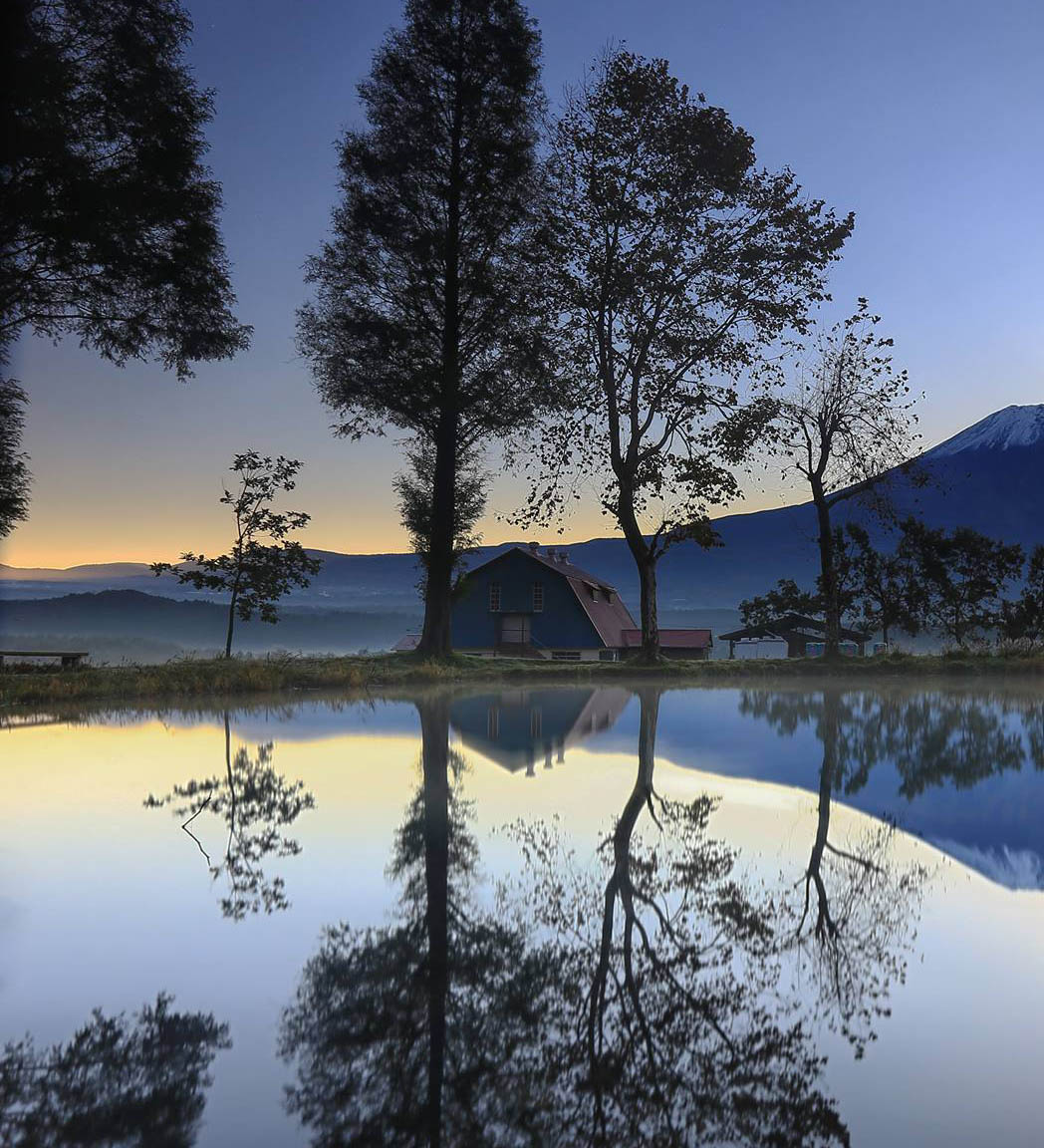 Mt Fuji Reflections le